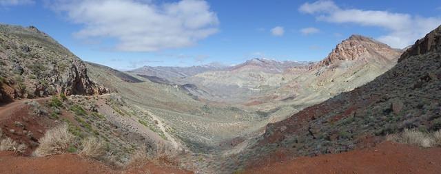 After Rhyolite came Titus Canyon. The road was gravel but relatively smooth.