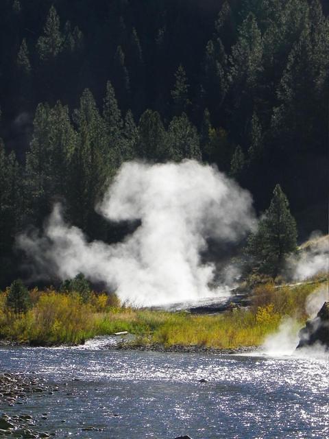Another view of the hot springs.